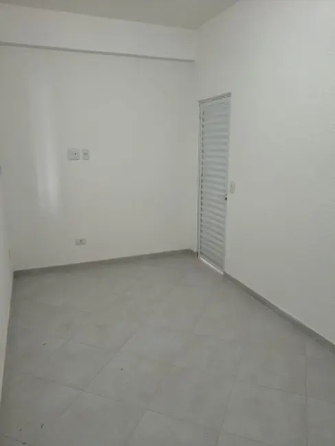 Foto 3 de Apartamento com 2 quartos para alugar, 40m2 em Jardim Maringá, São Paulo - SP