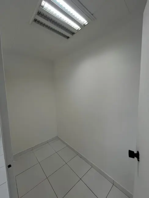 Sala Comercial para alugar, 48m2 em Bela Vista, São Paulo - SP - imagem 4 Foto 4 de Sala Comercial para alugar, 48m2 em Bela Vista, São Paulo - SP