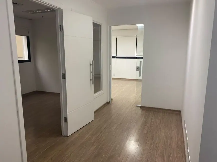 Sala Comercial para alugar, 109m2 em Jardim Paulista, São Paulo - SP - imagem 5 Foto 5 de Sala Comercial para alugar, 109m2 em Jardim Paulista, São Paulo - SP