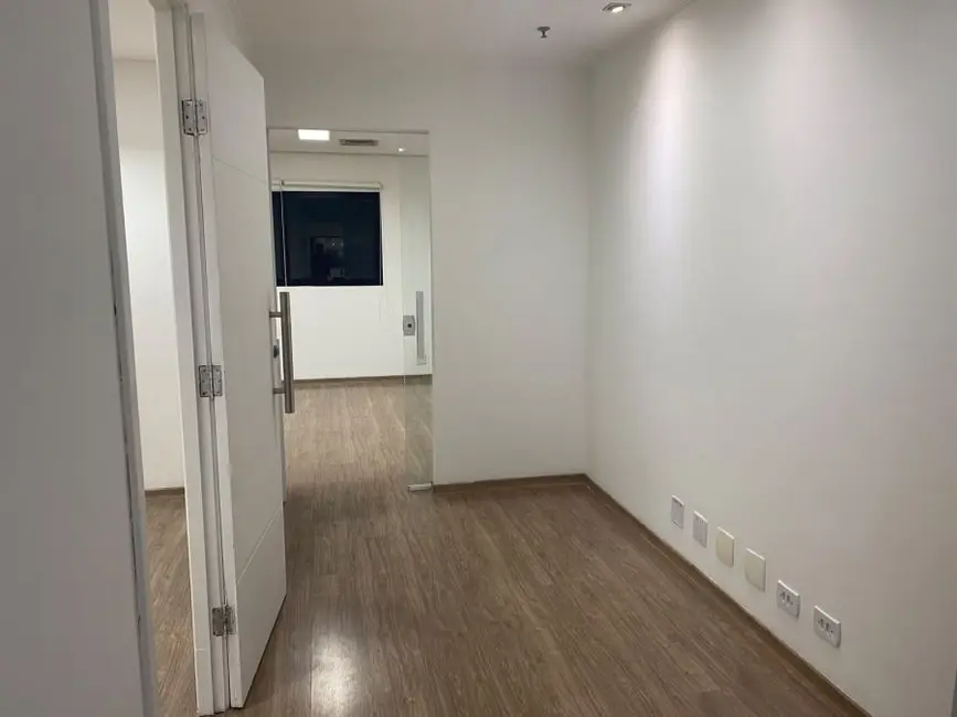 Sala Comercial para alugar, 109m2 em Jardim Paulista, São Paulo - SP - imagem 8 Foto 8 de Sala Comercial para alugar, 109m2 em Jardim Paulista, São Paulo - SP