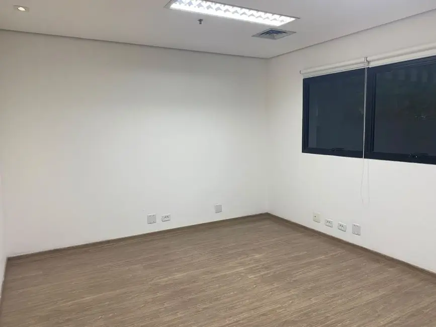Sala Comercial para alugar, 109m2 em Jardim Paulista, São Paulo - SP - imagem 3 Foto 3 de Sala Comercial para alugar, 109m2 em Jardim Paulista, São Paulo - SP