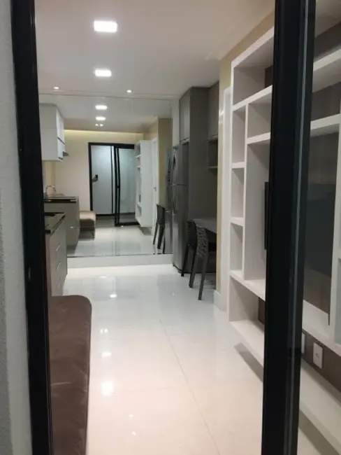 Apartamento com 1 quarto para alugar, 38m2 em Campo Belo, São Paulo - SP - imagem 3 Foto 3 de Apartamento com 1 quarto para alugar, 38m2 em Campo Belo, São Paulo - SP