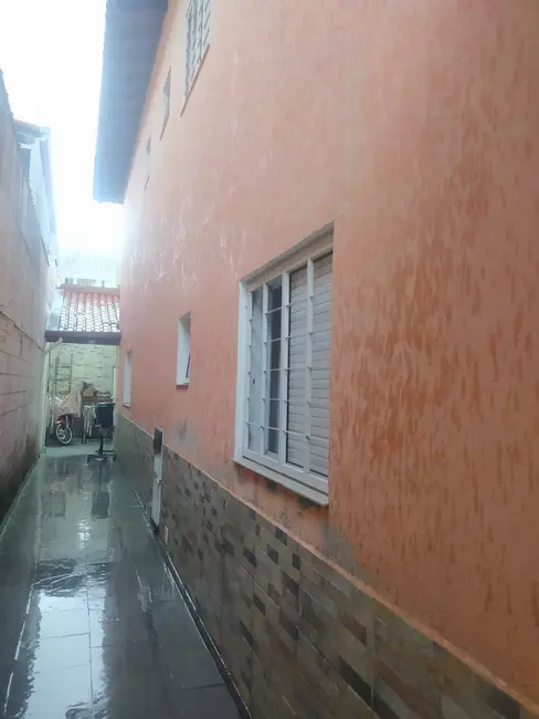 Sobrado com 4 quartos à venda em Bussocaba, Osasco - SP - imagem 2 Foto 2 de Sobrado com 4 quartos à venda em Bussocaba, Osasco - SP