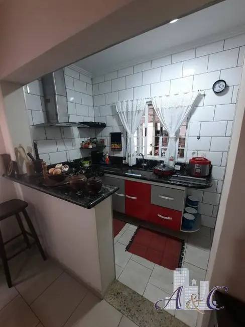 Foto 6 de Casa com 4 quartos à venda em Bussocaba, Osasco - SP