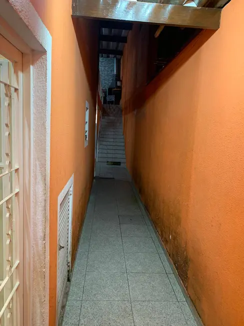 Foto 3 de Sobrado com 2 quartos à venda em Parque Santa Teresa, Carapicuiba - SP