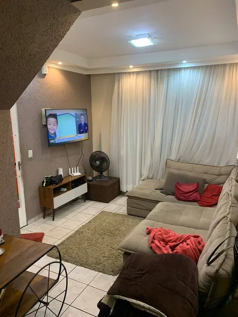 Foto 4 de Sobrado com 2 quartos à venda em Parque Santa Teresa, Carapicuiba - SP