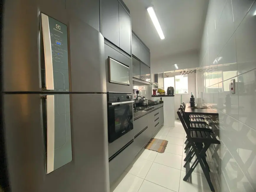 Foto 2 de Apartamento com 2 quartos à venda, 90m2 em Aviação, Praia Grande - SP