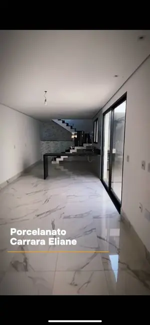 Sobrado com 3 quartos à venda em Bela Vista, Osasco - SP - imagem 4 Foto 4 de Sobrado com 3 quartos à venda em Bela Vista, Osasco - SP