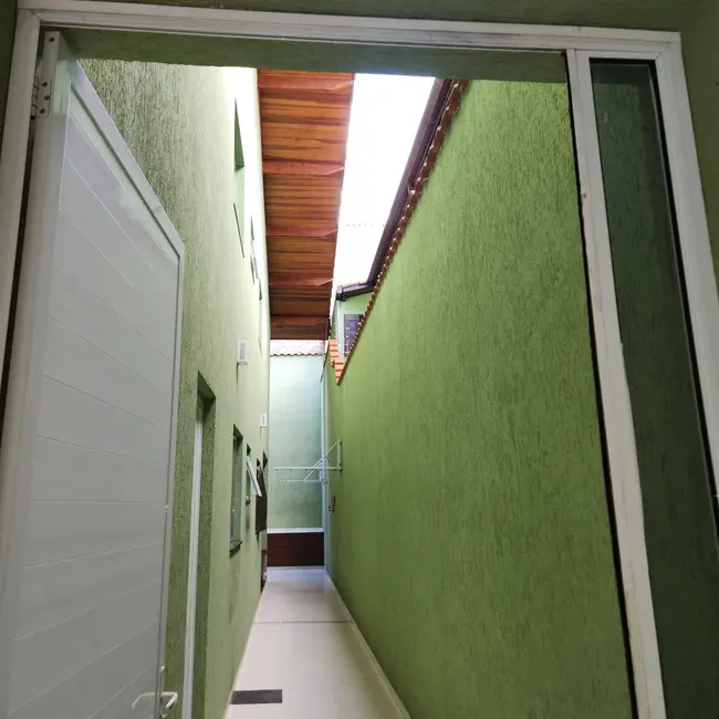 Casa com 3 quartos à venda em Quitaúna, Osasco - SP - imagem 3 Foto 3 de Casa com 3 quartos à venda em Quitaúna, Osasco - SP