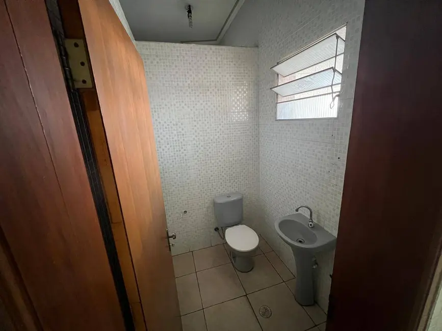 Foto 10 de Sala Comercial para alugar em Parque Santa Teresa, Carapicuiba - SP