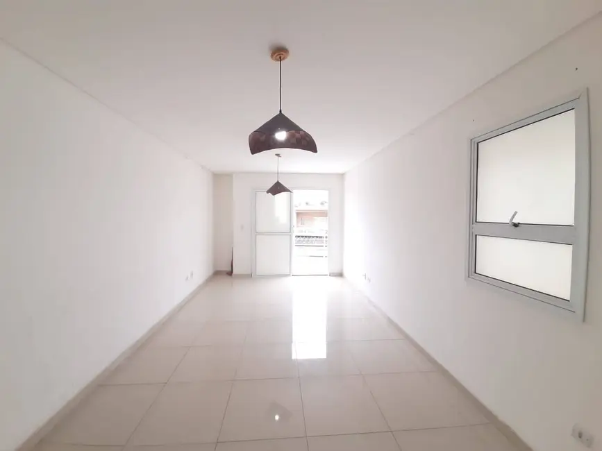 Sobrado com 4 quartos à venda, 151m2 em Jardim das Flores, Osasco - SP - imagem 5 Foto 5 de Sobrado com 4 quartos à venda, 151m2 em Jardim das Flores, Osasco - SP