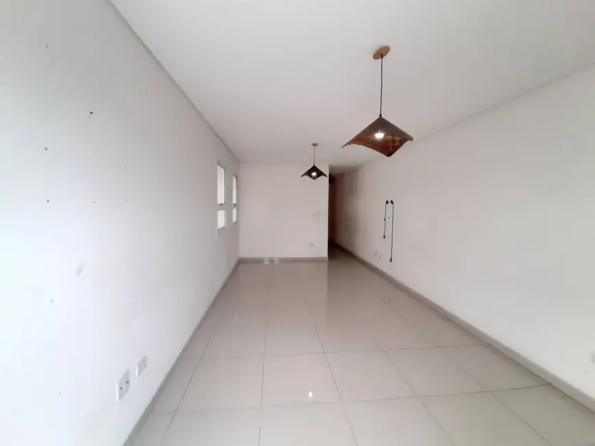 Sobrado com 4 quartos à venda, 151m2 em Jardim das Flores, Osasco - SP - imagem 4 Foto 4 de Sobrado com 4 quartos à venda, 151m2 em Jardim das Flores, Osasco - SP