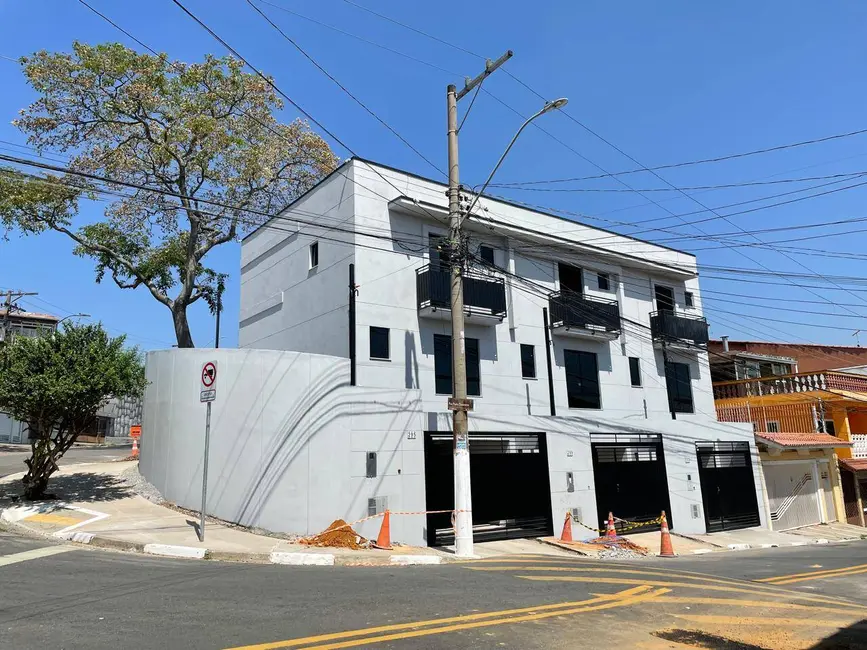 Foto 1 de Sobrado com 3 quartos à venda em Vila Osasco, Osasco - SP