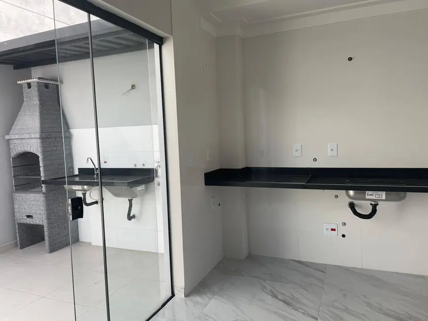 Foto 2 de Sobrado com 3 quartos à venda em Vila Osasco, Osasco - SP