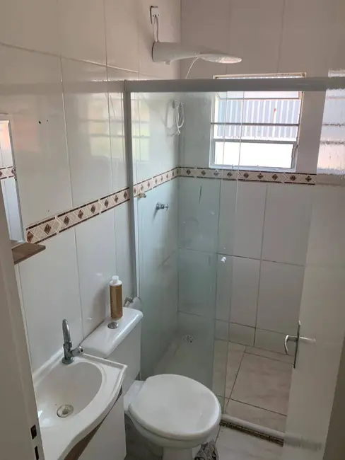 Casa com 2 quartos para alugar em Cipava, Osasco - SP - imagem 8 Foto 8 de Casa com 2 quartos para alugar em Cipava, Osasco - SP
