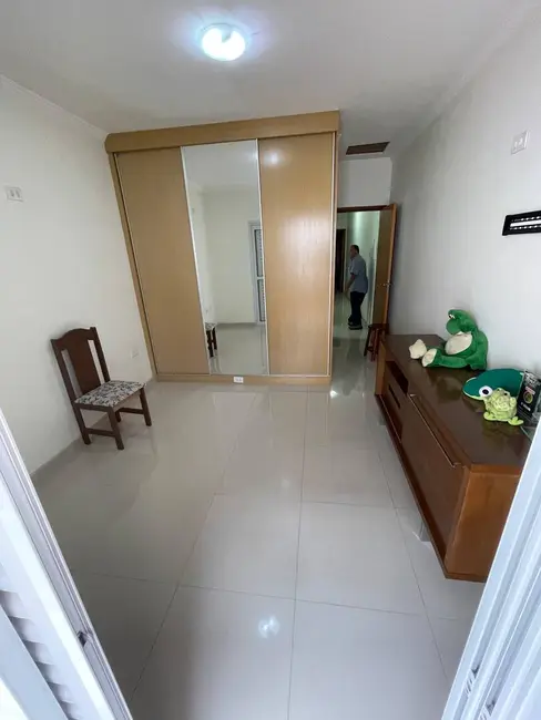 Sobrado com 3 quartos à venda em Bela Vista, Osasco - SP - imagem 8 Foto 8 de Sobrado com 3 quartos à venda em Bela Vista, Osasco - SP
