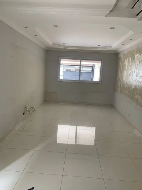 Sobrado com 3 quartos à venda, 130m2 em Bussocaba, Osasco - SP - imagem 8 Foto 8 de Sobrado com 3 quartos à venda, 130m2 em Bussocaba, Osasco - SP