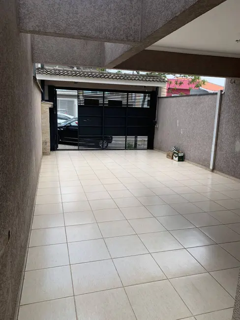 Sobrado com 3 quartos à venda, 130m2 em Bussocaba, Osasco - SP - imagem 3 Foto 3 de Sobrado com 3 quartos à venda, 130m2 em Bussocaba, Osasco - SP