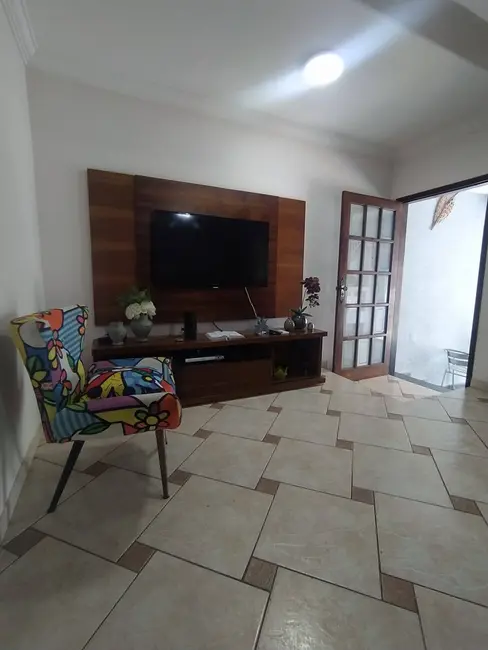 Foto 2 de Casa com 3 quartos à venda em Metalúrgicos, Osasco - SP