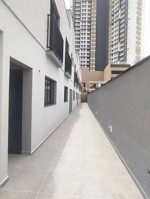 Foto 2 de Sobrado com 2 quartos à venda, 68m2 em Vila Osasco, Osasco - SP