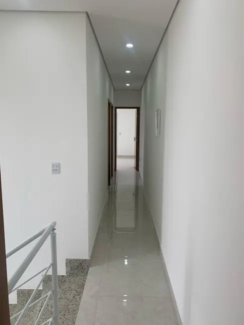 Sobrado com 3 quartos à venda em Bela Vista, Osasco - SP - imagem 9 Foto 9 de Sobrado com 3 quartos à venda em Bela Vista, Osasco - SP