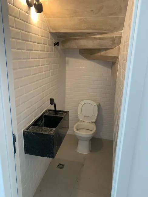 Sobrado com 3 quartos à venda em Bela Vista, Osasco - SP - imagem 4 Foto 4 de Sobrado com 3 quartos à venda em Bela Vista, Osasco - SP