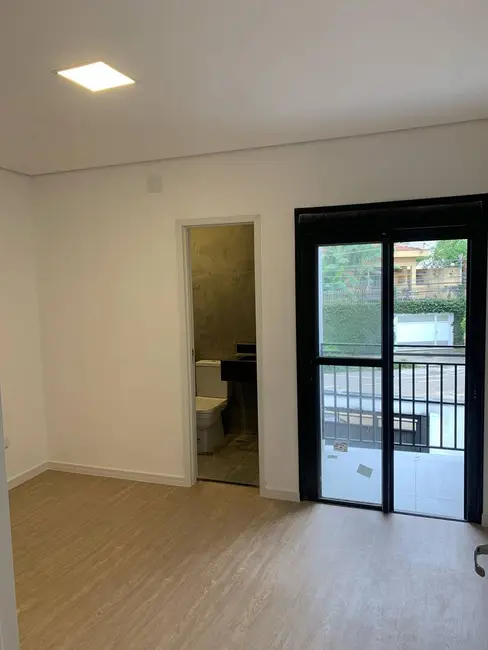 Sobrado com 3 quartos à venda em Bela Vista, Osasco - SP - imagem 9 Foto 9 de Sobrado com 3 quartos à venda em Bela Vista, Osasco - SP