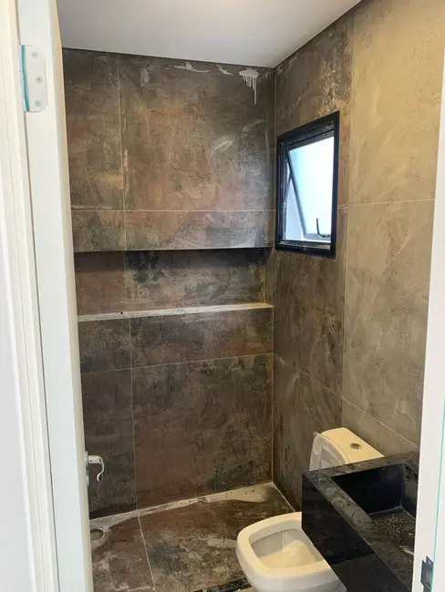 Sobrado com 3 quartos à venda em Bela Vista, Osasco - SP - imagem 5 Foto 5 de Sobrado com 3 quartos à venda em Bela Vista, Osasco - SP