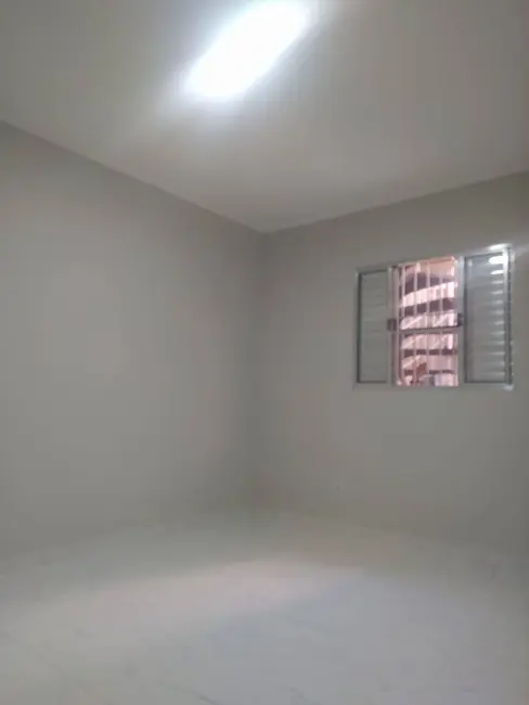 Casa com 1 quarto para alugar em Pestana, Osasco - SP - imagem 7 Foto 7 de Casa com 1 quarto para alugar em Pestana, Osasco - SP