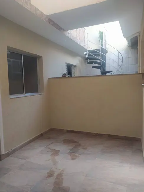 Foto 11 de Casa com 1 quarto para alugar em Pestana, Osasco - SP