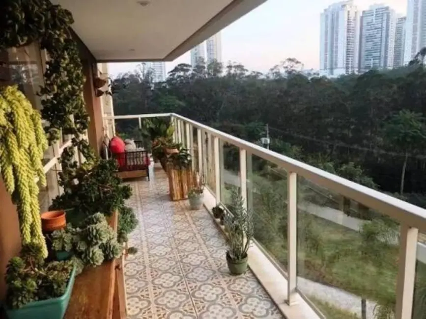 Foto 2 de Apartamento com 3 quartos à venda, 227m2 em Vila Yara, Osasco - SP