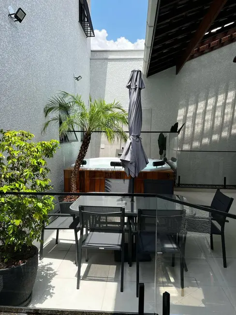 Casa com 4 quartos à venda em Centro, Osasco - SP - imagem 6 Foto 6 de Casa com 4 quartos à venda em Centro, Osasco - SP