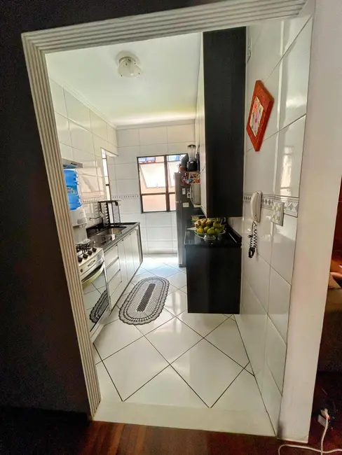 Apartamento com 2 quartos à venda, 60m2 em Vila Mercês, Carapicuiba - SP - imagem 4 Foto 4 de Apartamento com 2 quartos à venda, 60m2 em Vila Mercês, Carapicuiba - SP