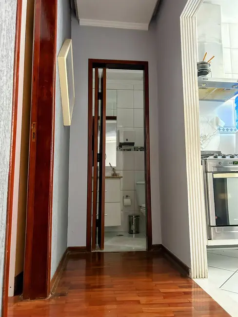 Apartamento com 2 quartos à venda, 60m2 em Vila Mercês, Carapicuiba - SP - imagem 8 Foto 8 de Apartamento com 2 quartos à venda, 60m2 em Vila Mercês, Carapicuiba - SP