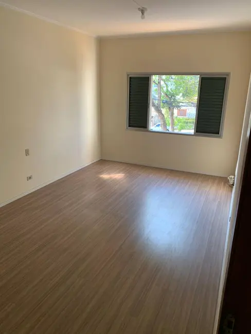 Sobrado com 2 quartos para alugar em Vila Osasco, Osasco - SP - imagem 8 Foto 8 de Sobrado com 2 quartos para alugar em Vila Osasco, Osasco - SP