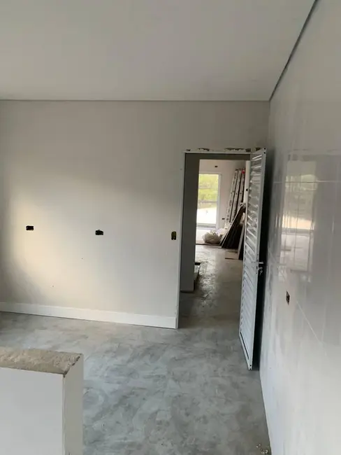 Foto 6 de Sobrado com 3 quartos à venda em Parque Santa Teresa, Carapicuiba - SP