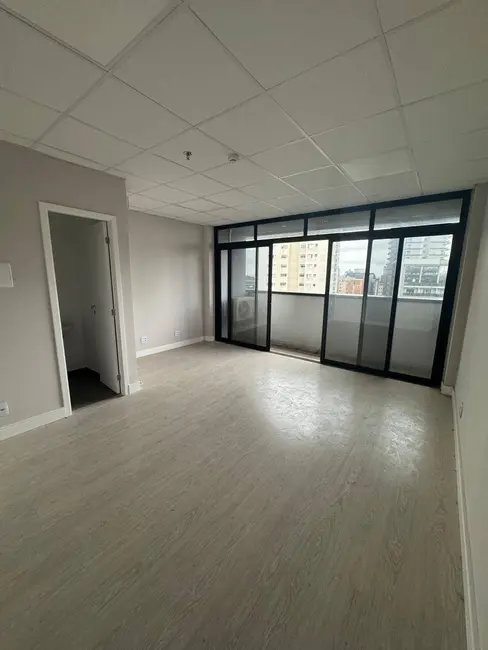 Foto 2 de Apartamento para alugar, 34m2 em Vila Osasco, Osasco - SP