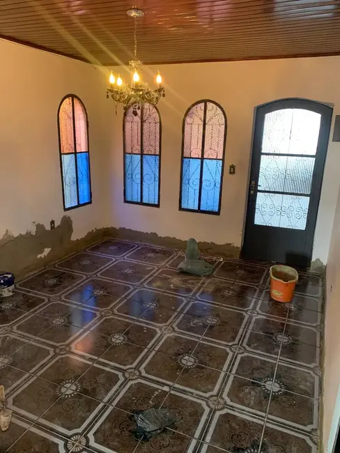 Casa com 3 quartos para alugar em Cipava, Osasco - SP - imagem 6 Foto 6 de Casa com 3 quartos para alugar em Cipava, Osasco - SP