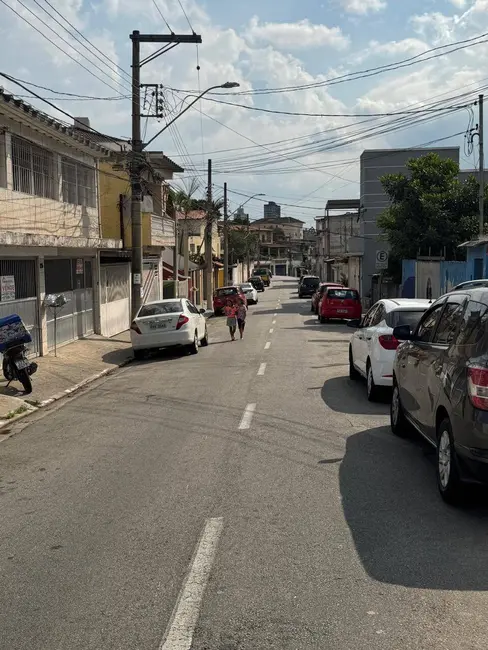 Sobrado com 3 quartos para alugar em Jardim dos Camargos, Barueri - SP - imagem 4 Foto 4 de Sobrado com 3 quartos para alugar em Jardim dos Camargos, Barueri - SP