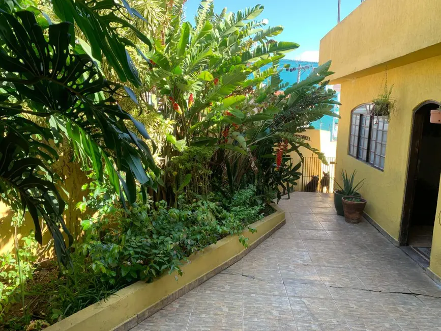 Foto 5 de Casa com 3 quartos à venda em Parque Santa Teresa, Carapicuiba - SP