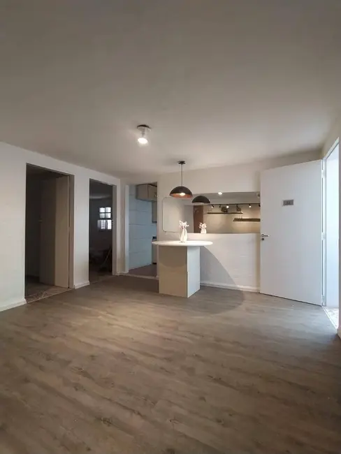 Casa com 2 quartos para alugar em Vila Osasco, Osasco - SP - imagem 1 Foto 1 de Casa com 2 quartos para alugar em Vila Osasco, Osasco - SP