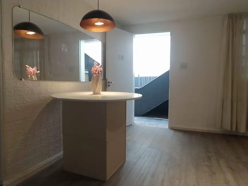 Casa com 2 quartos para alugar em Vila Osasco, Osasco - SP - imagem 8 Foto 8 de Casa com 2 quartos para alugar em Vila Osasco, Osasco - SP