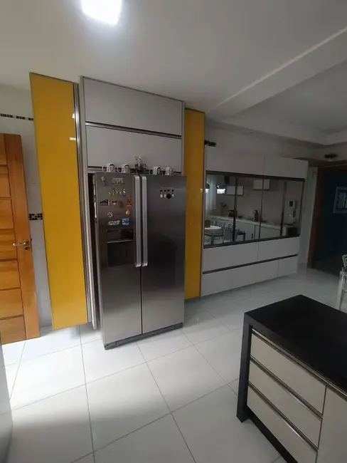 Foto 8 de Sobrado com 3 quartos à venda, 250m2 em Jardim das Flores, Osasco - SP