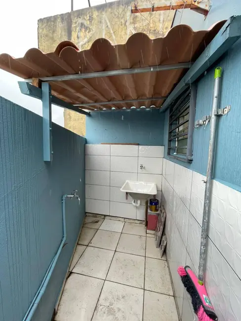 Foto 4 de Apartamento com 2 quartos para alugar, 65m2 em Parque Santa Teresa, Carapicuiba - SP