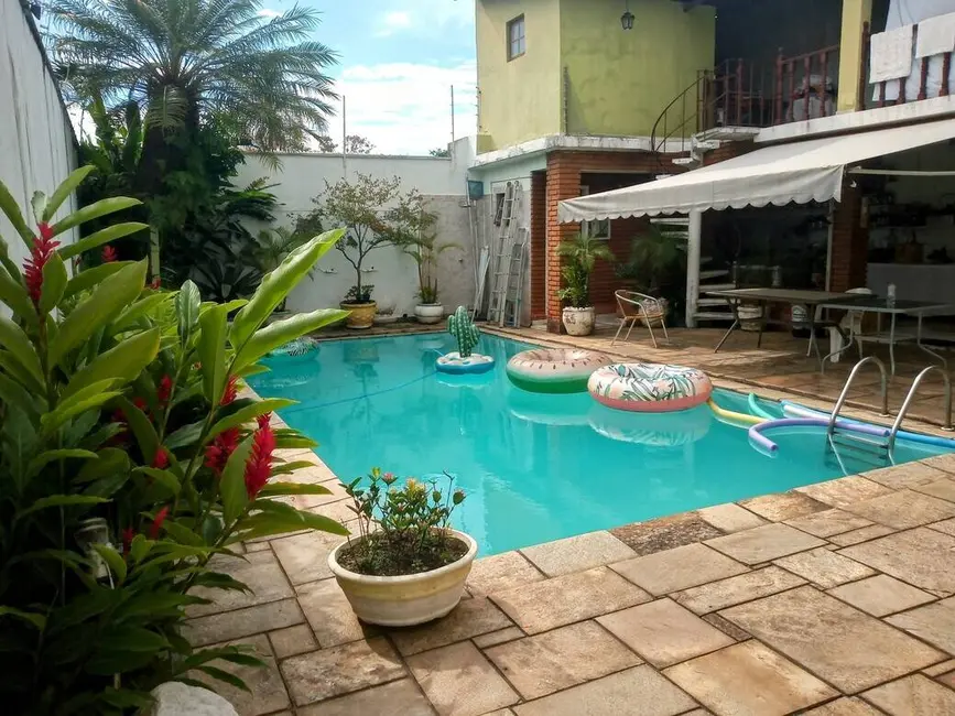 Foto 2 de Sobrado com 4 quartos à venda, 226m2 em City Bussocaba, Osasco - SP