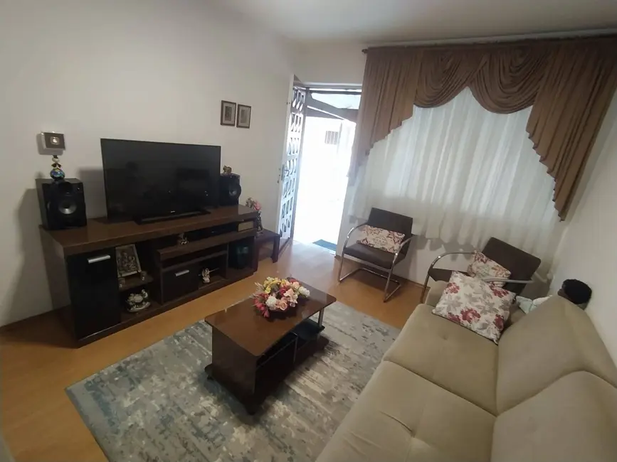 Foto 3 de Casa com 2 quartos à venda, 170m2 em Vila Yara, Osasco - SP