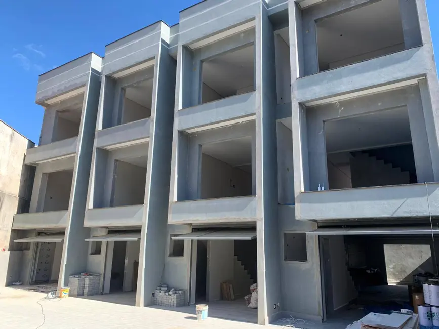 Foto 1 de Sobrado com 3 quartos à venda em Umuarama, Osasco - SP