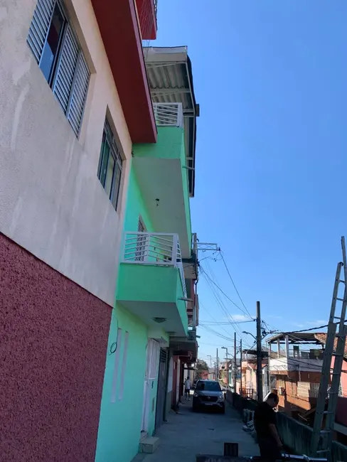 Sobrado com 5 quartos à venda, 188m2 em Conjunto Habitacional Presidente Castelo Branco, Carapicuiba - SP - imagem 4 Foto 4 de Sobrado com 5 quartos à venda, 188m2 em Conjunto Habitacional Presidente Castelo Branco, Carapicuiba - SP
