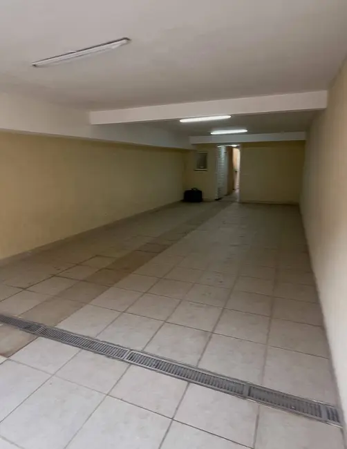 Sobrado com 4 quartos à venda, 226m2 em Vila Osasco, Osasco - SP - imagem 4 Foto 4 de Sobrado com 4 quartos à venda, 226m2 em Vila Osasco, Osasco - SP