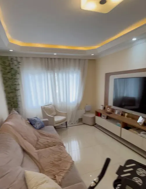 Sobrado com 4 quartos à venda, 226m2 em Vila Osasco, Osasco - SP - imagem 9 Foto 9 de Sobrado com 4 quartos à venda, 226m2 em Vila Osasco, Osasco - SP